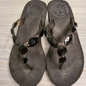 BCBG wedge black sandals size 7